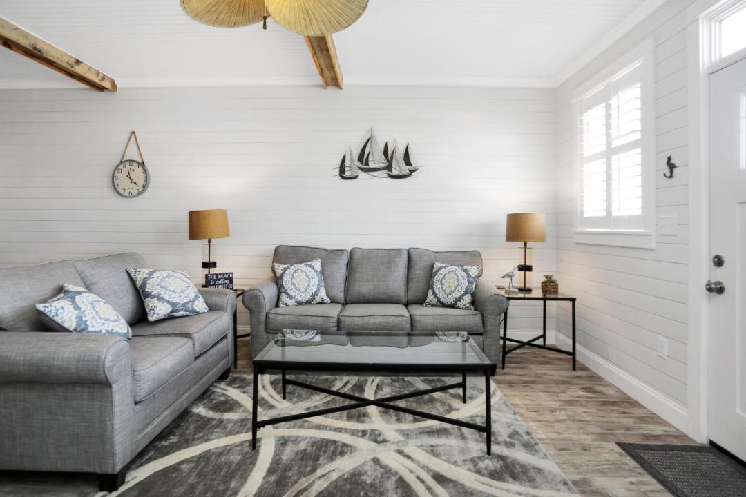 Photo of Livingroom in Mexico Beach