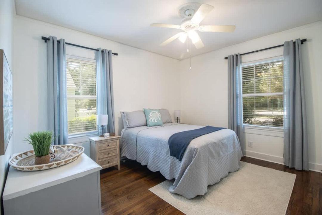 Photo of Bedroom in Gulfport
