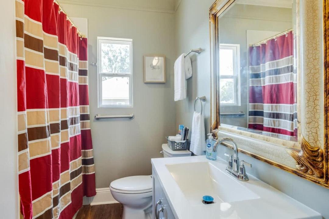 Photo of Bathroom in Gulfport