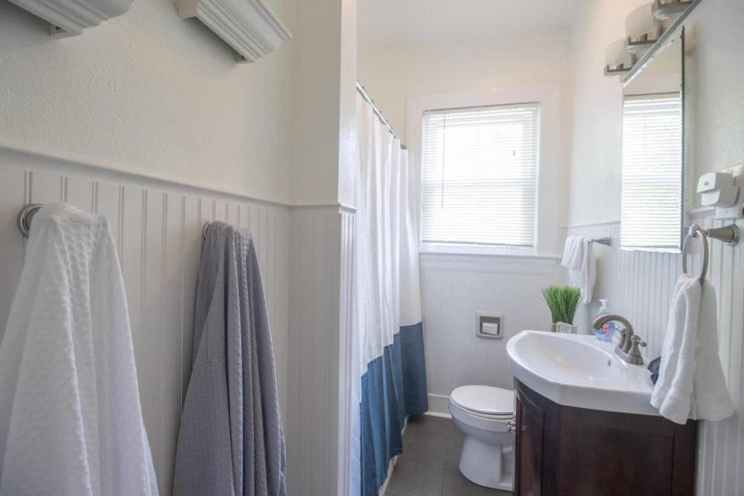 Photo of Bathroom in Gulfport