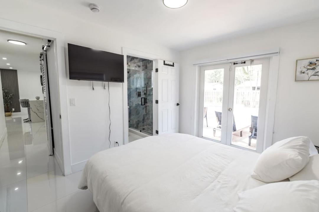Photo of Bedroom in Wilton Manors