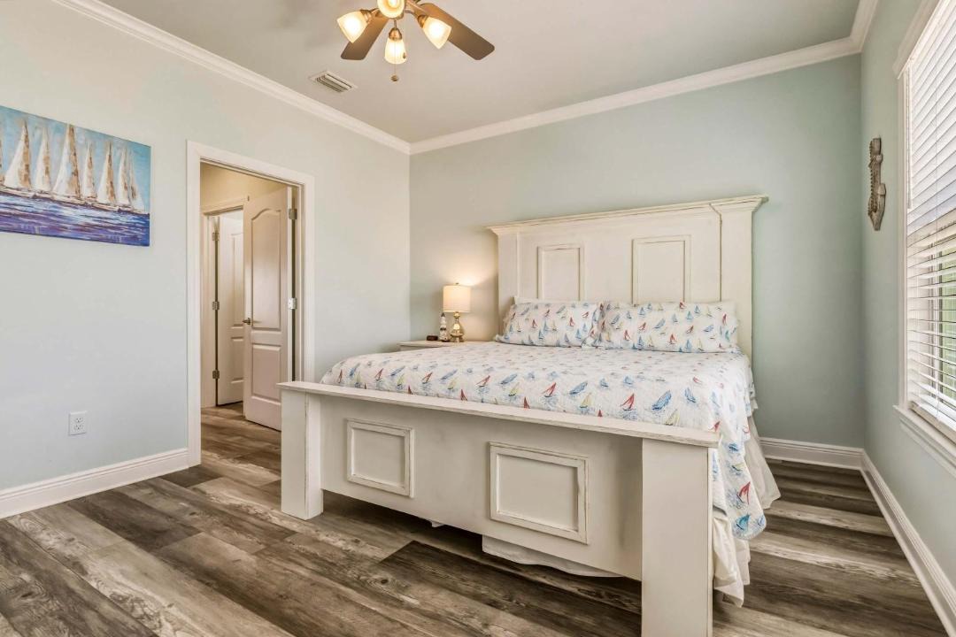Photo of Bedroom in Dauphin Island