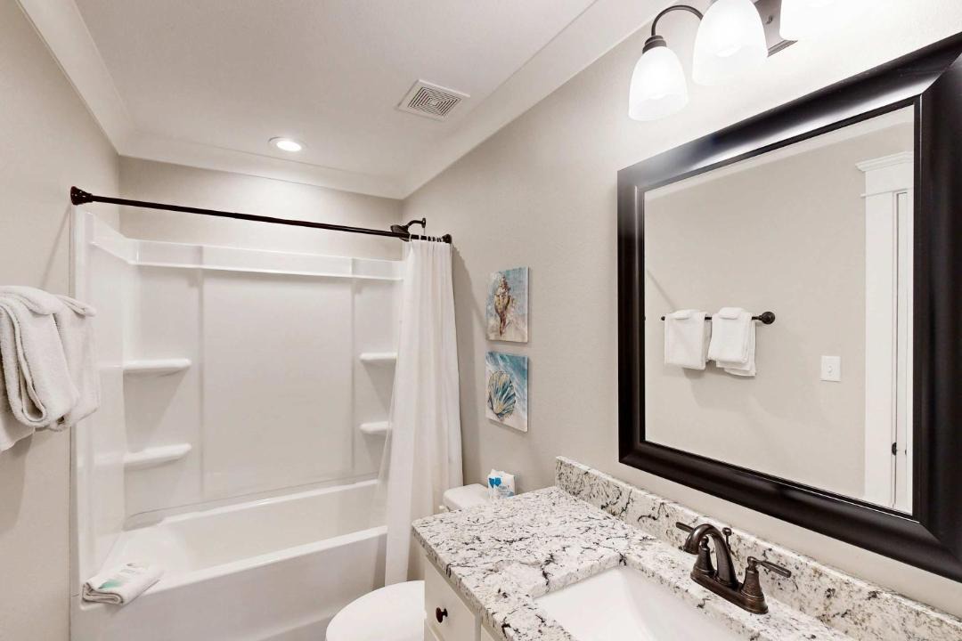 Photo of Bathroom in Dauphin Island
