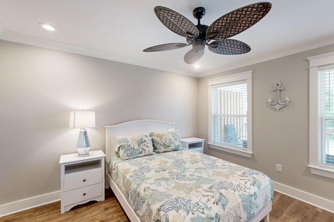 Photo of Bedroom in Dauphin Island