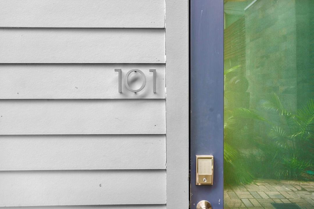 Photo of Others in Bywater