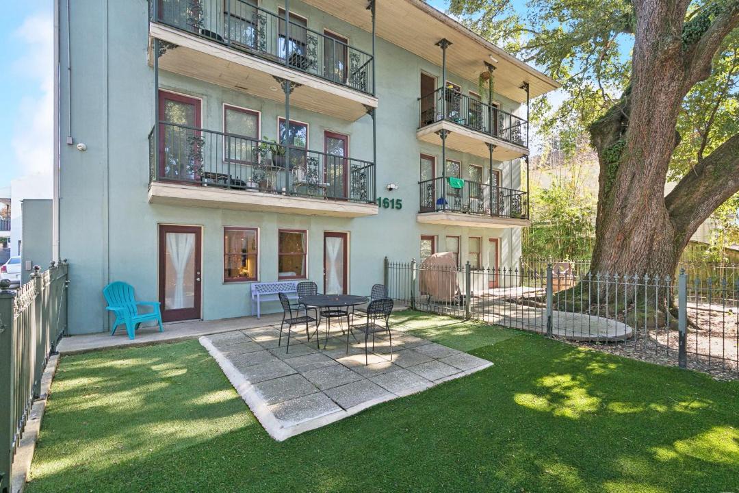 Photo of Patio Balcony in Treme