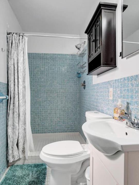 Photo of Bathroom in South Middle River