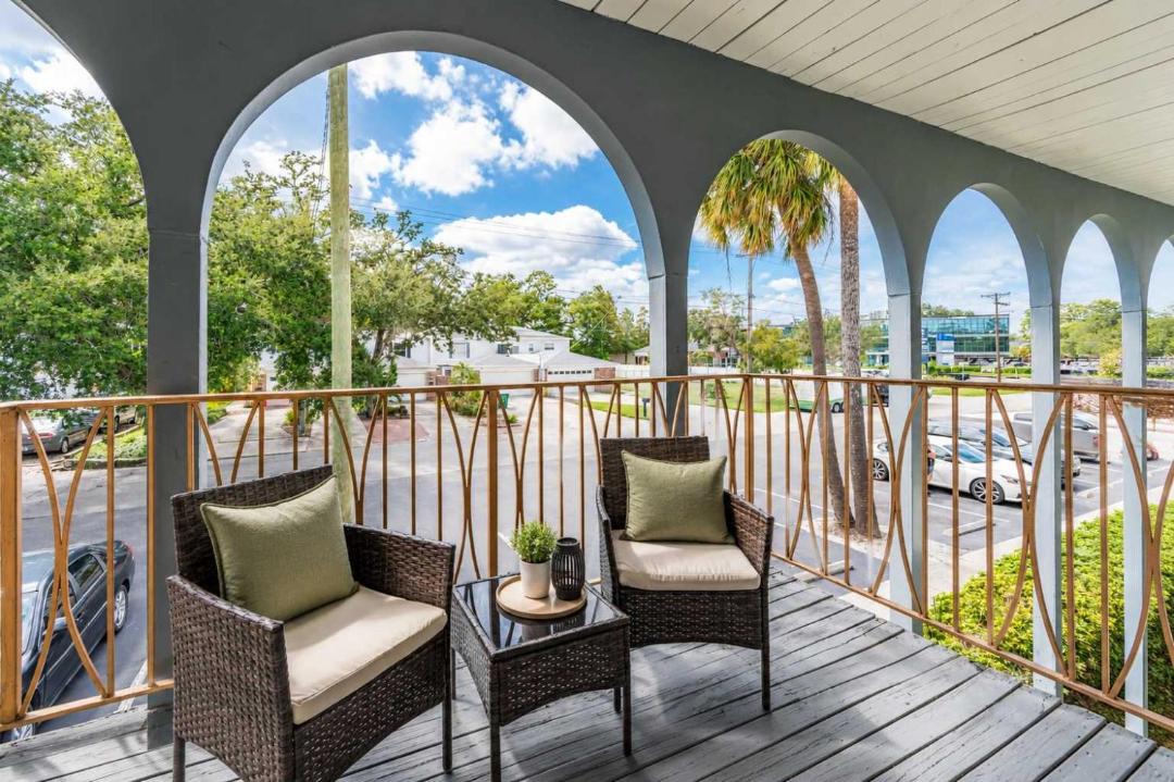 Photo of Patio Balcony in Beach Park