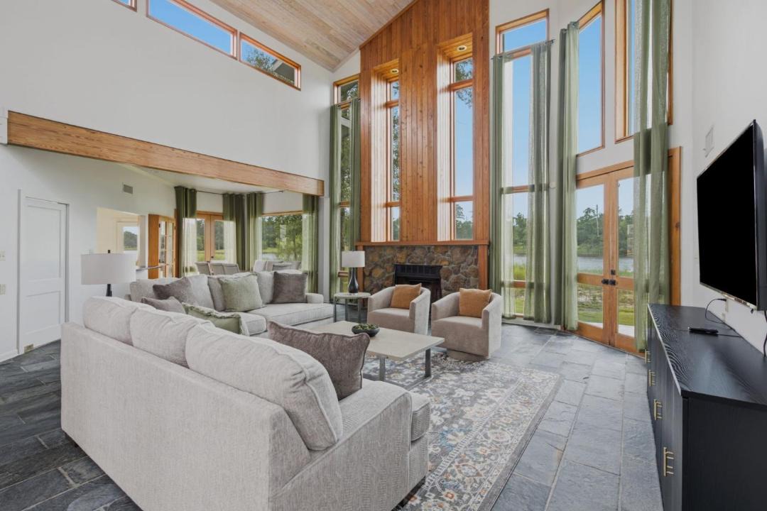 Photo of Livingroom in Lake Charles