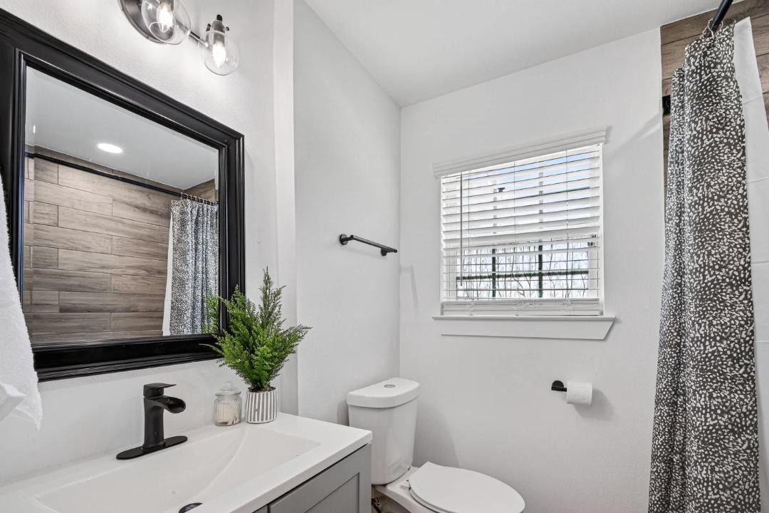Photo of Bathroom in Pasadena