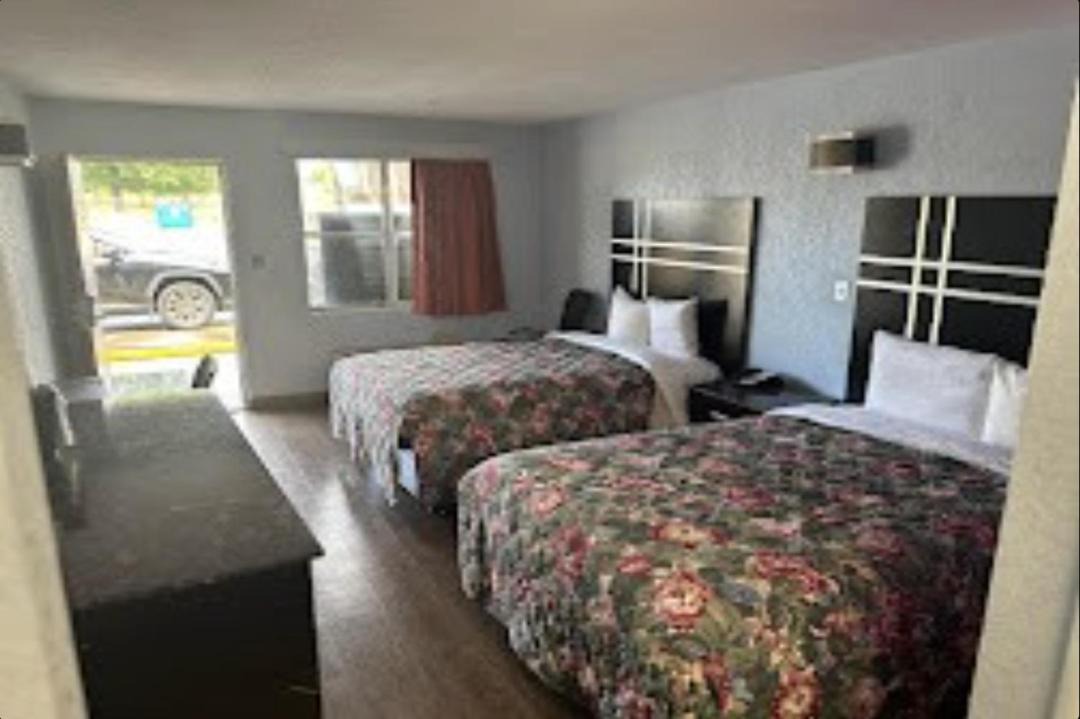 Photo of Bedroom in Crestline Heights