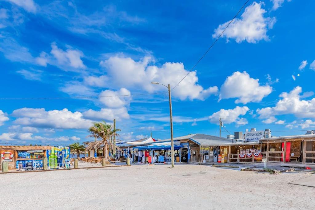 Photo of Others in Ono Island