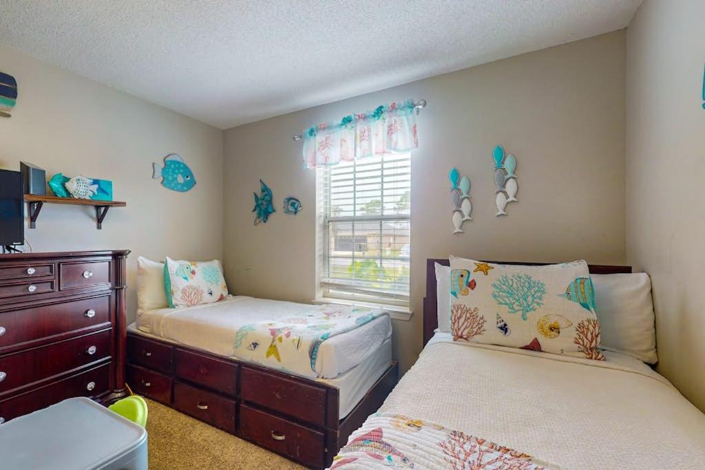 Photo of Bedroom in Ono Island