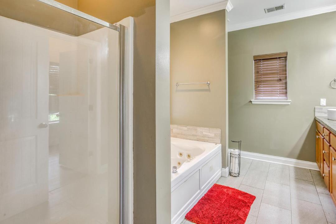 Photo of Bathroom in Fultondale