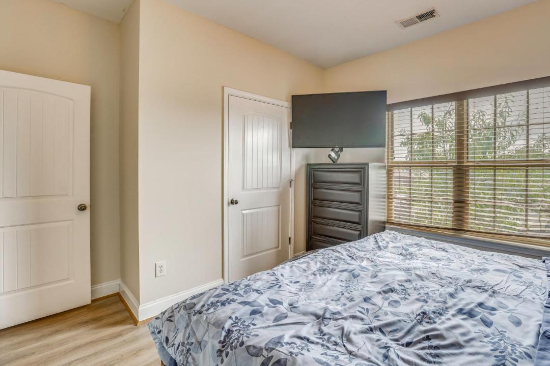 Photo of Bedroom in Fultondale