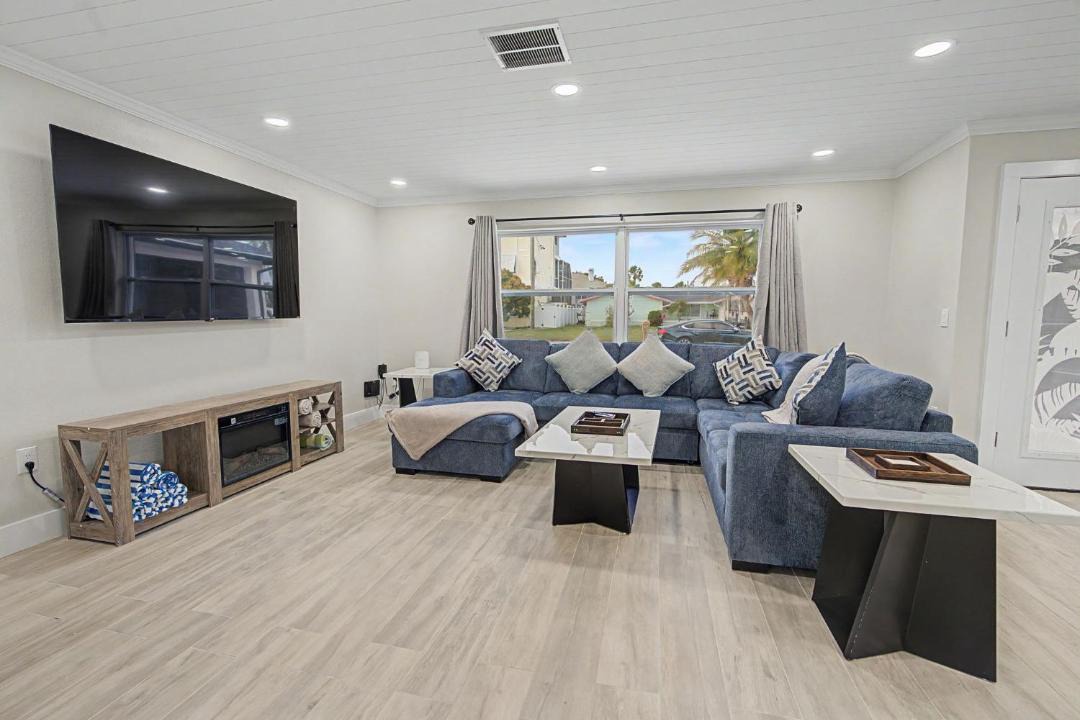 Photo of Livingroom in Port Richey