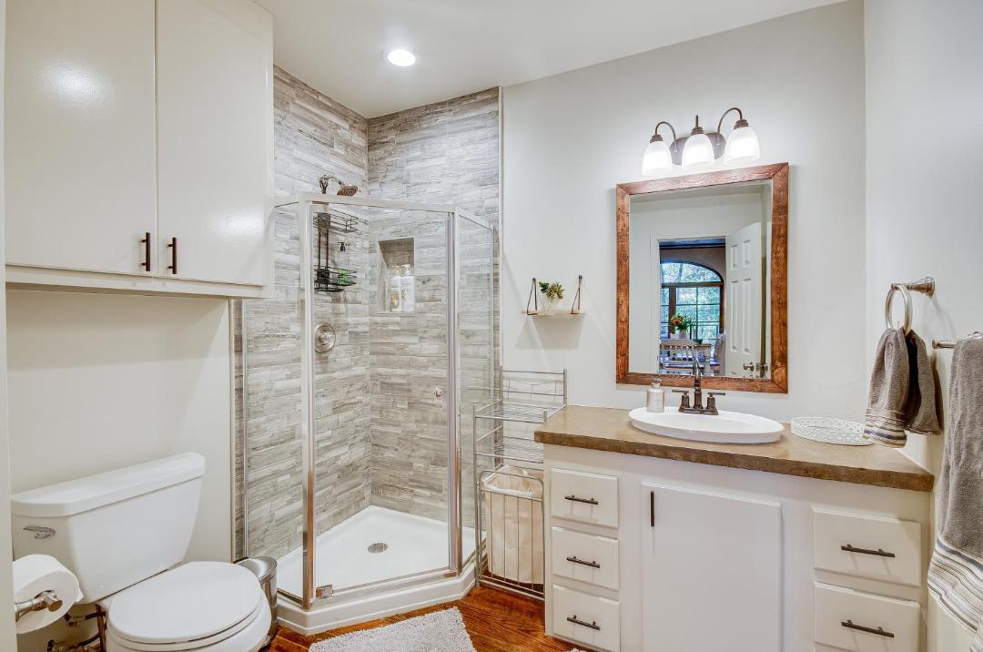 Photo of Bathroom in Tougaloo