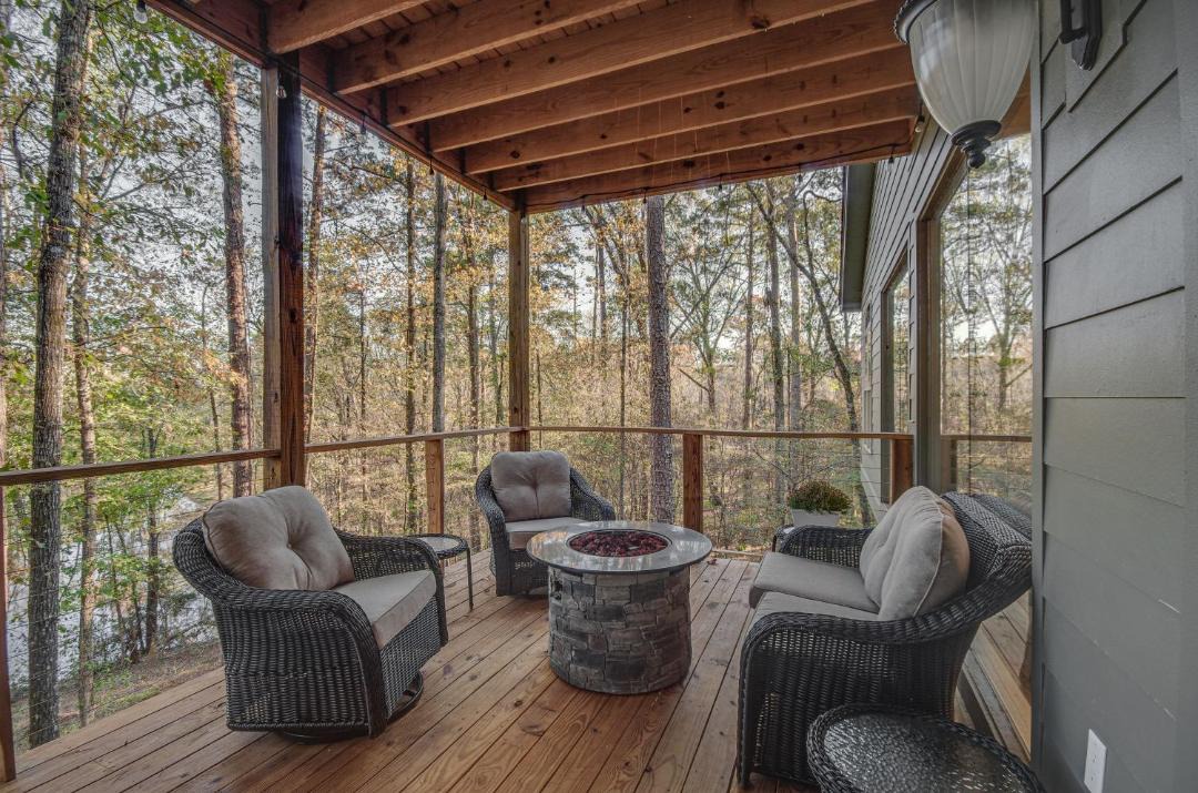 Photo of Patio Balcony in Tougaloo