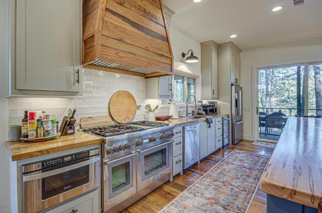 Photo of Kitchen in Tougaloo