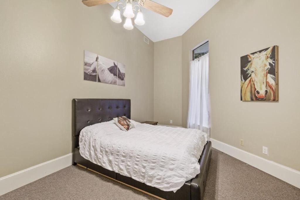 Photo of Bedroom in Folsom