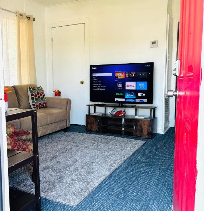 Photo of Livingroom in Alexandria