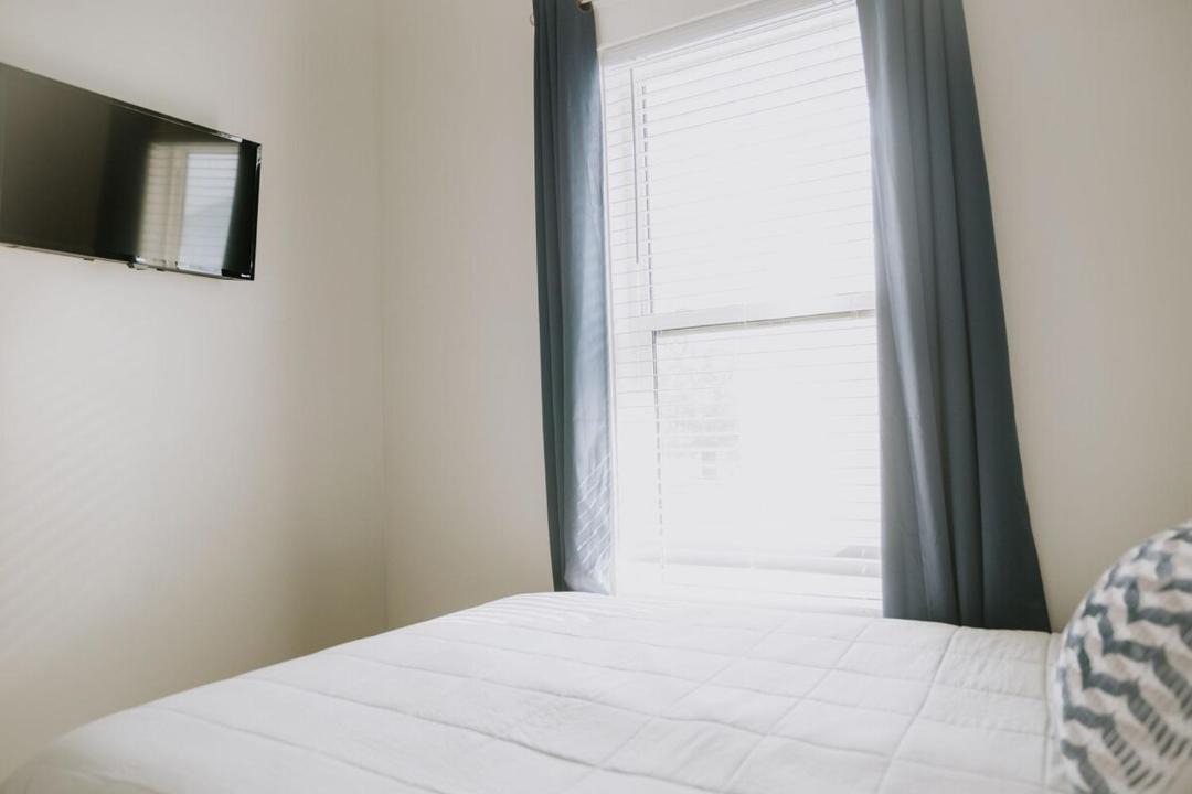Photo of Bedroom in Gulfport