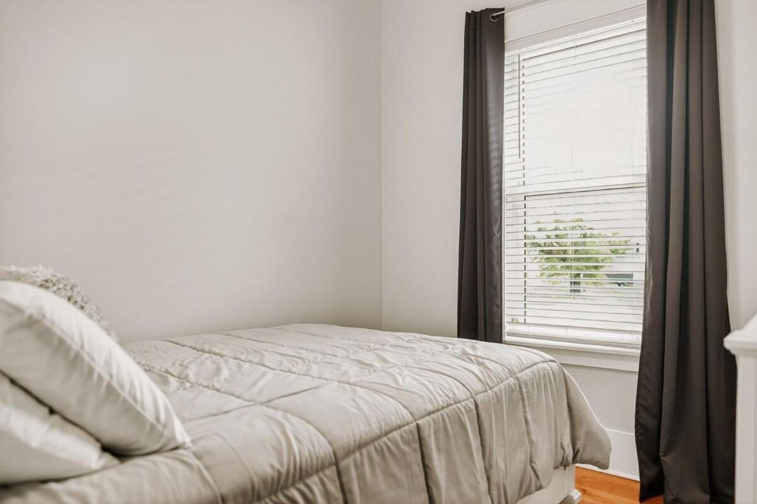 Photo of Bedroom in Gulfport