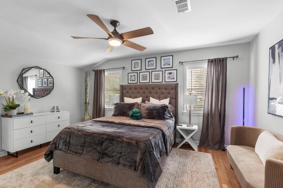 Photo of Bedroom in Tougaloo