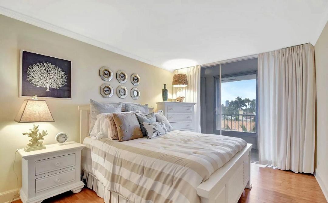 Photo of Bedroom in Palm Beach