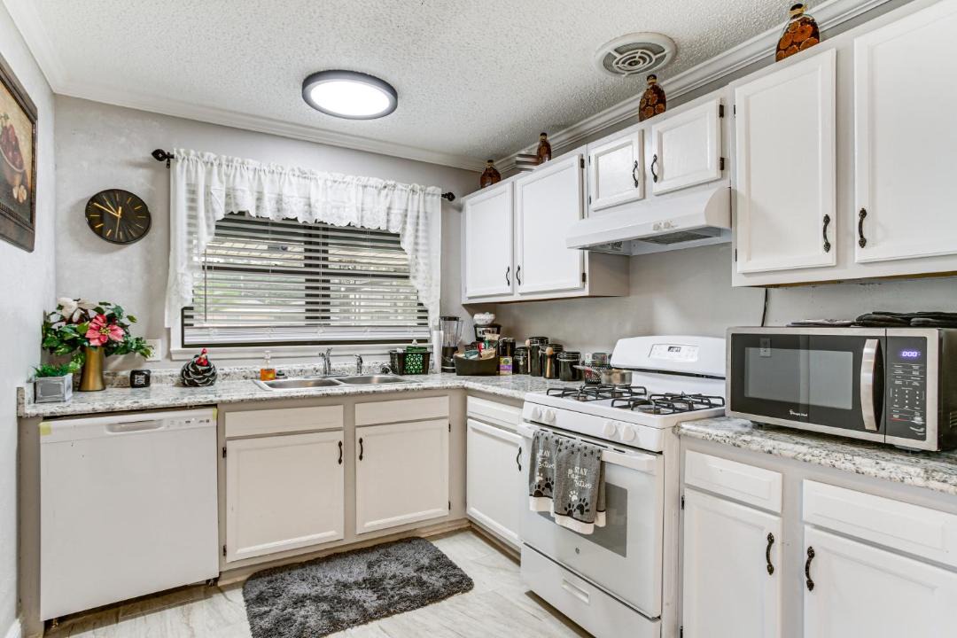 Photo of Kitchen in Bridge City