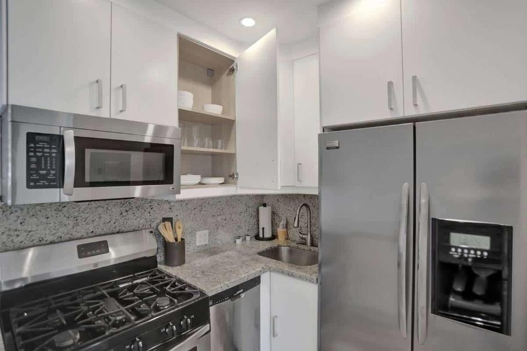 Photo of Kitchen in Hendricks and Venice Isles