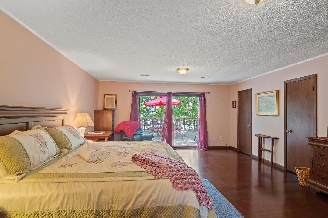 Photo of Bedroom in Jasper