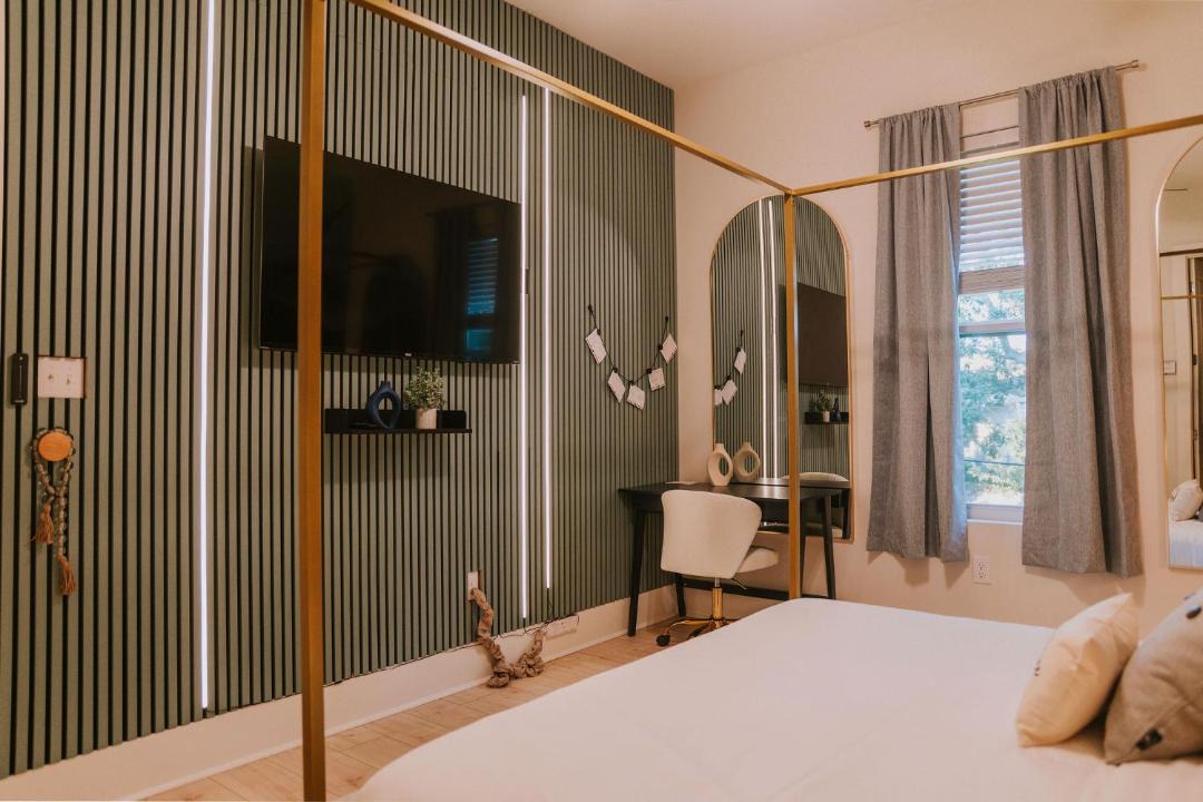 Photo of Bedroom in Biloxi