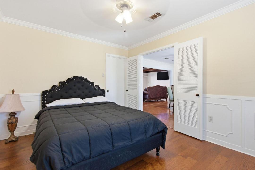 Photo of Bedroom in Broadmoor