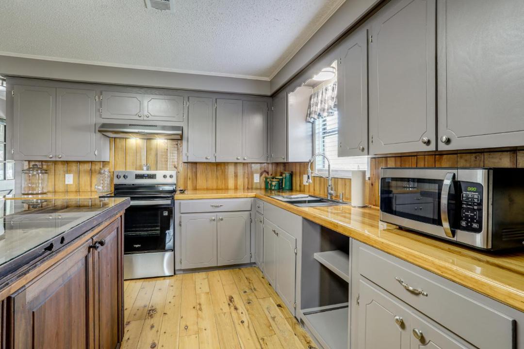 Photo of Kitchen in Wickliffe