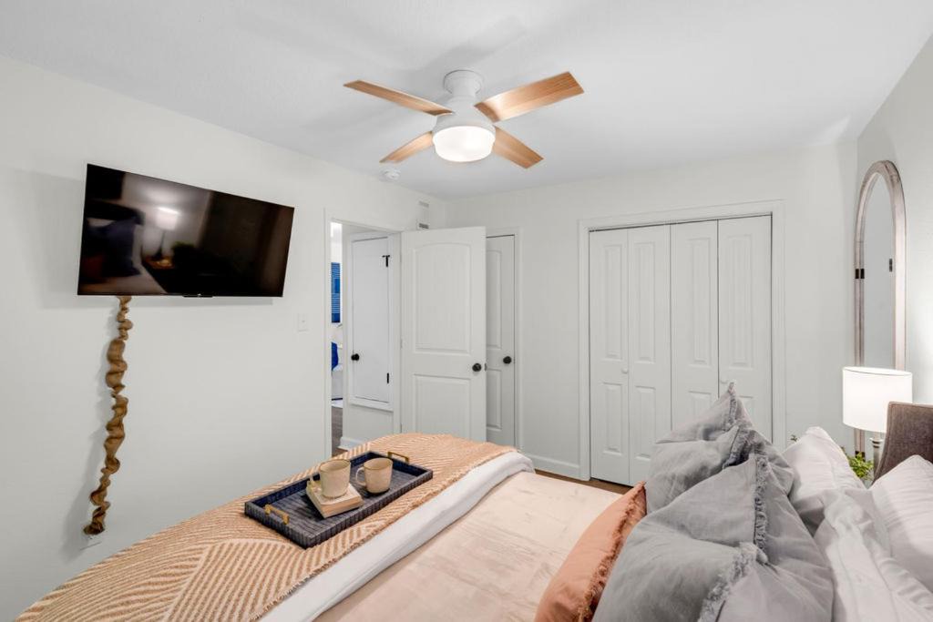 Photo of Bedroom in Biloxi