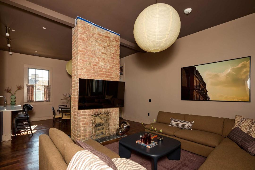 Photo of Livingroom in Lower Garden District