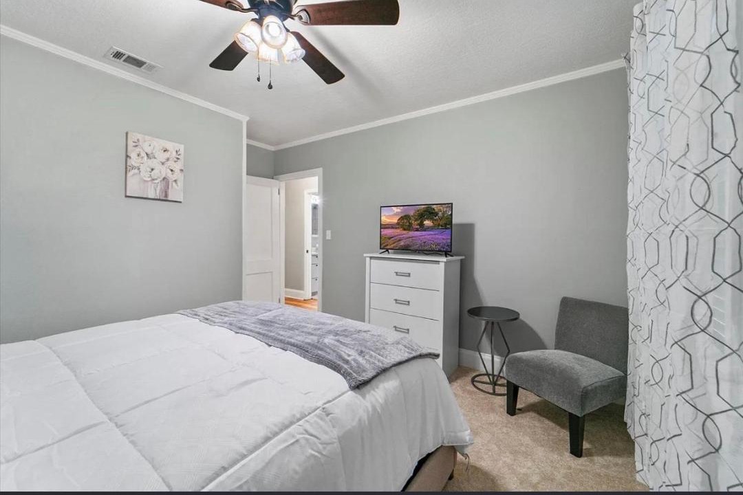 Photo of Bedroom in Hattiesburg