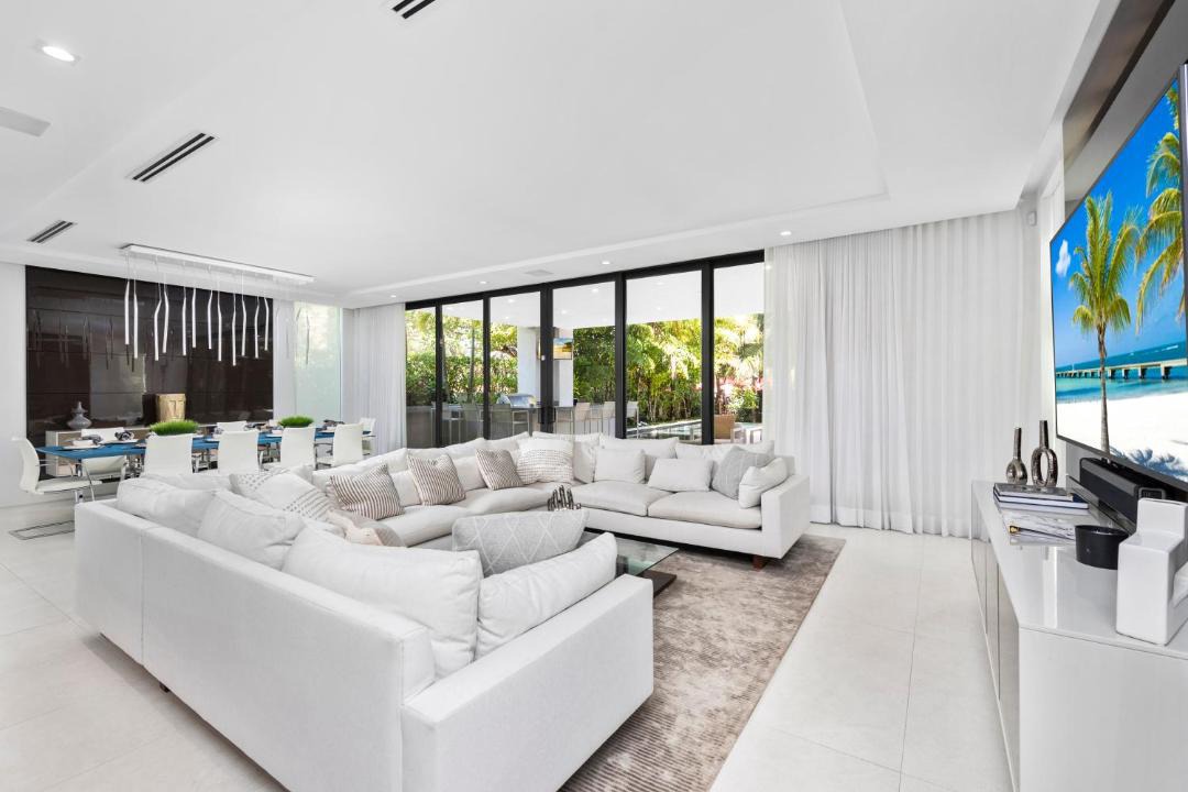 Photo of Livingroom in Beverly Heights