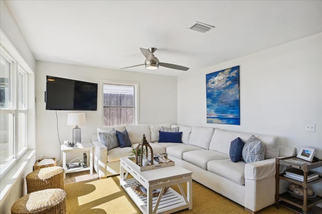 Photo of Others in Laguna Beach Estates