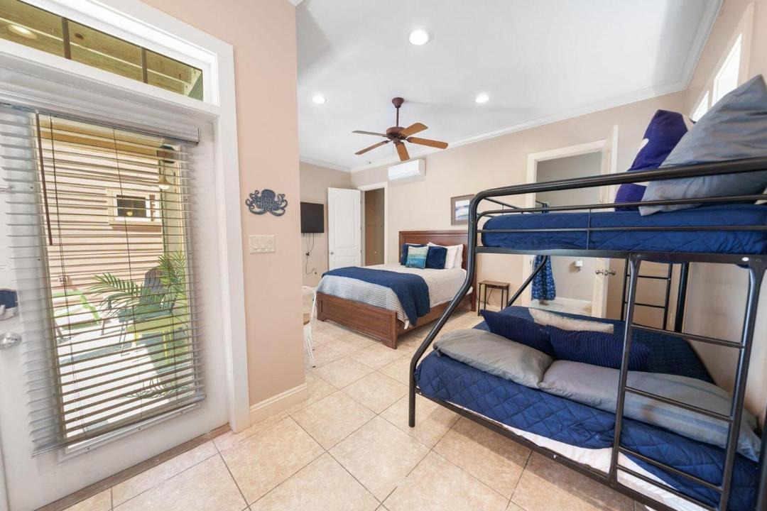 Photo of Bedroom in Crescent Beach