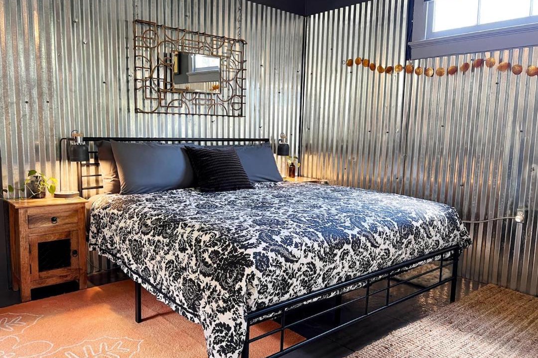 Photo of Bedroom in Algiers Point