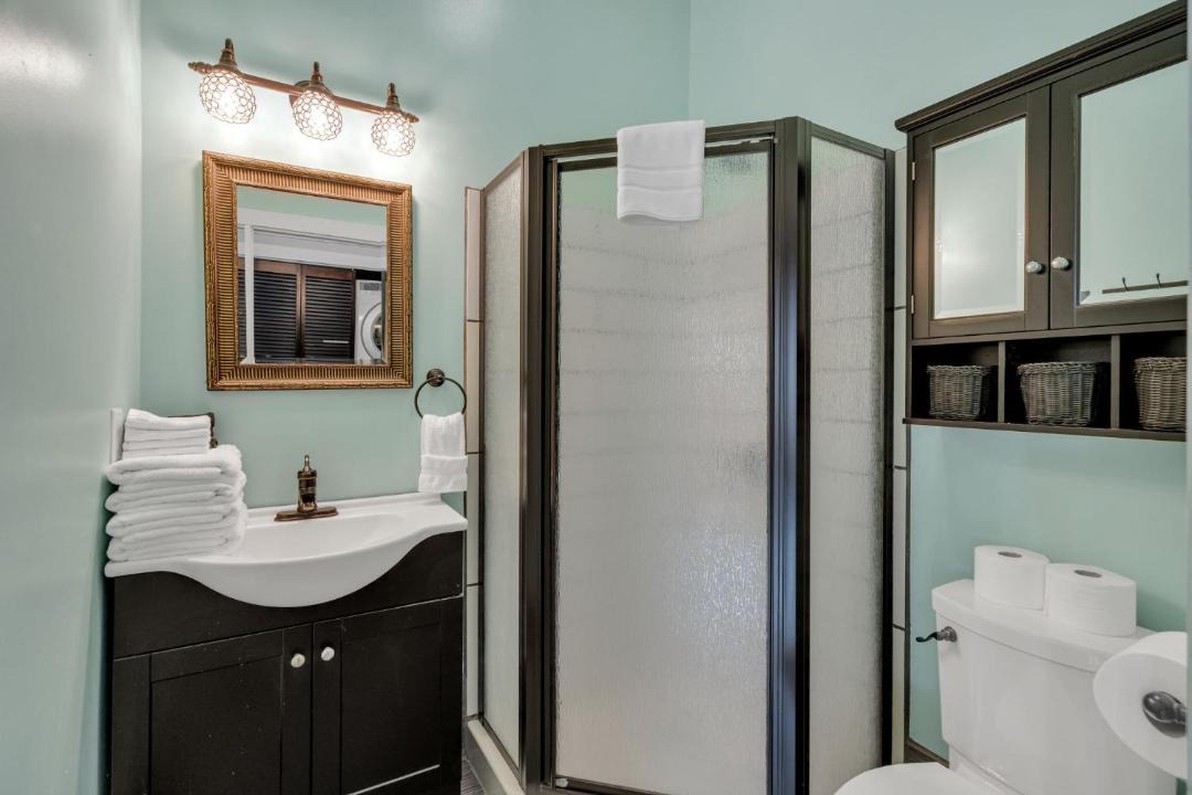 Photo of Bathroom in South 7th Ward