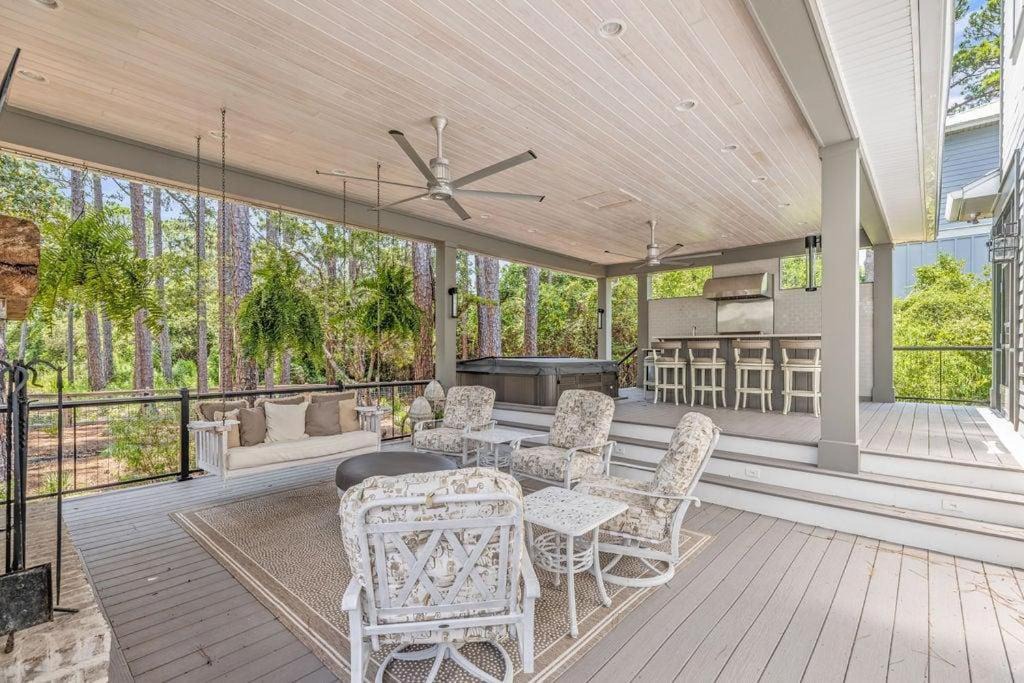 Photo of Patio Balcony in Dune Allen Beach