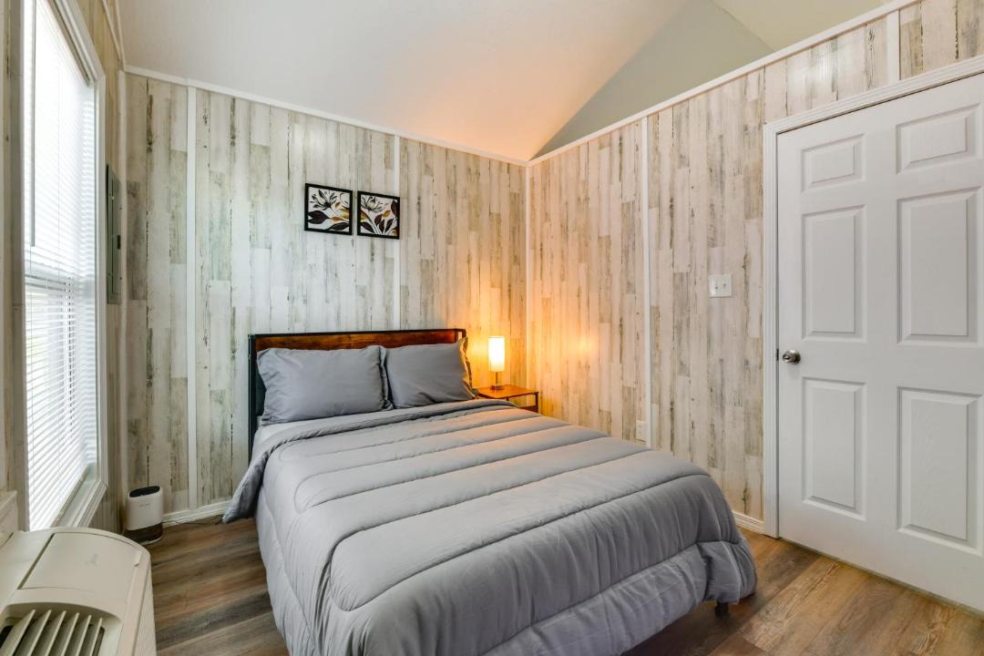 Photo of Bedroom in Picayune