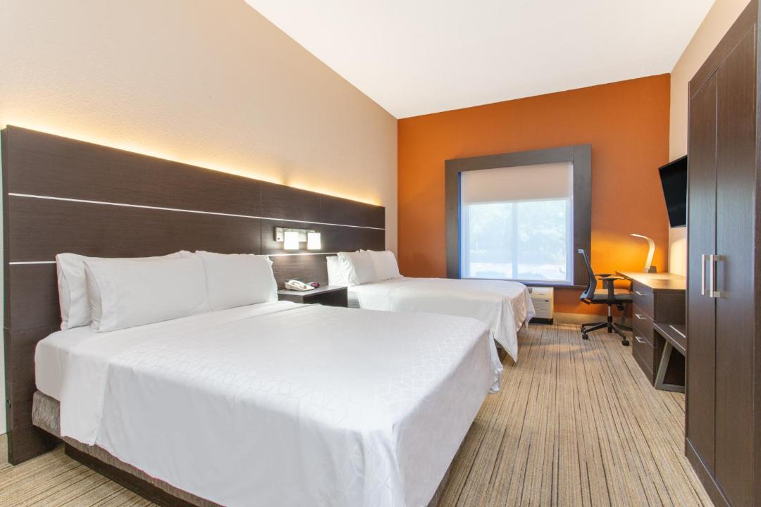 Photo of Bedroom in Silver Springs