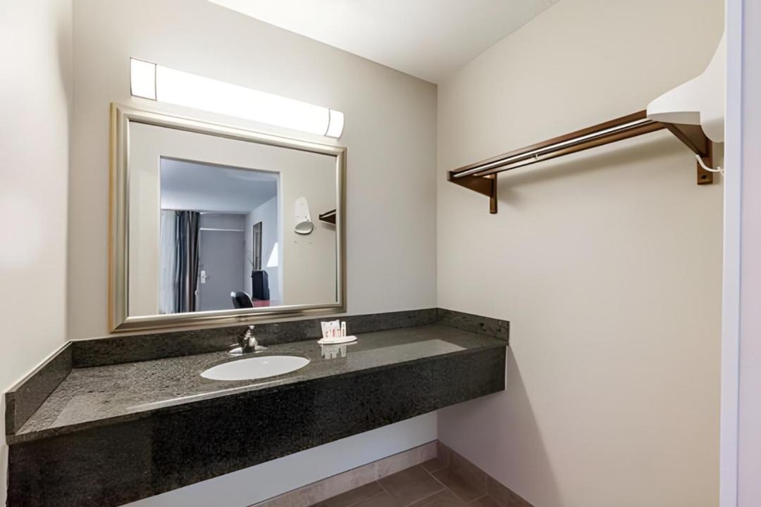 Photo of Bathroom in New Iberia