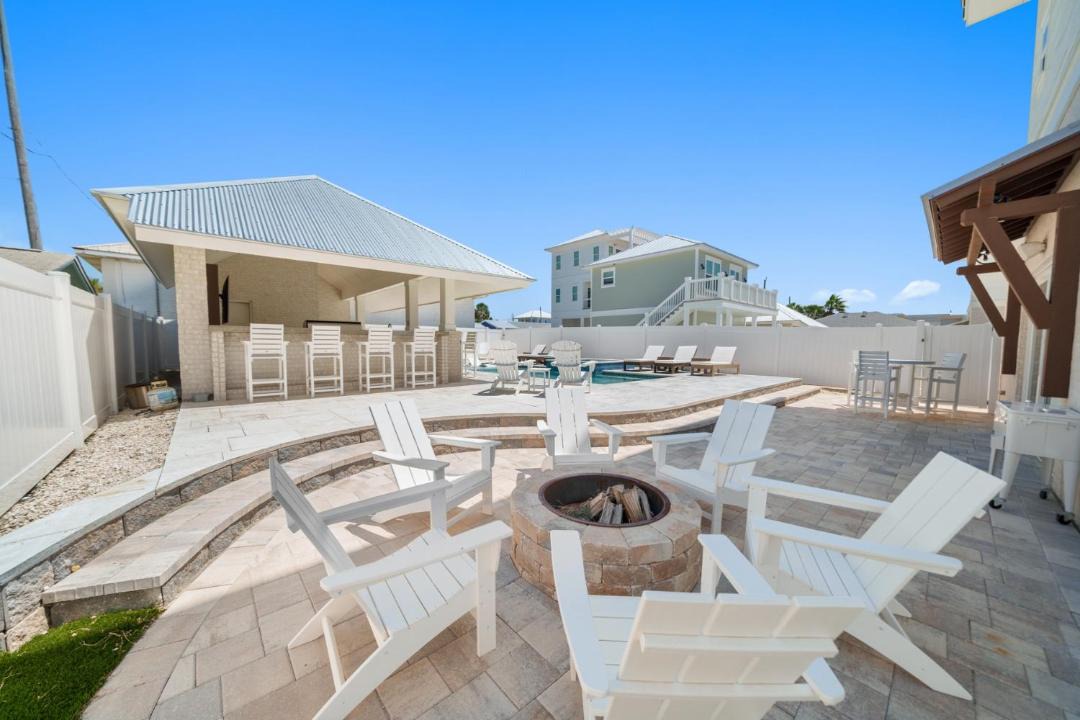 Photo of Patio Balcony in Laguna Beach