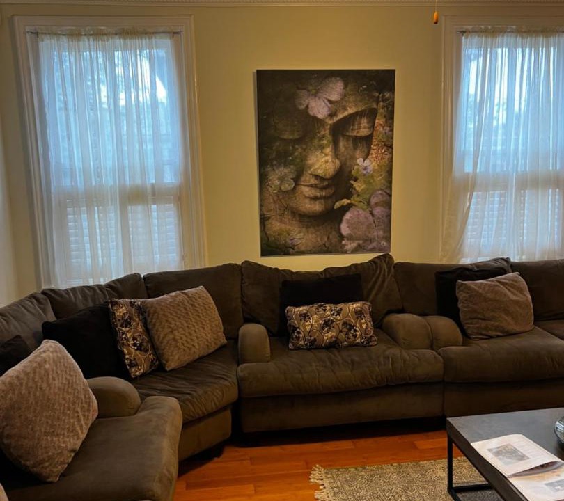 Photo of Livingroom in Broadmoor