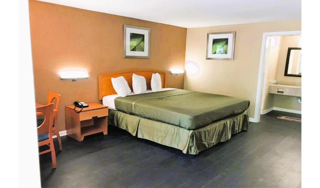 Photo of Bedroom in Governor's Walk